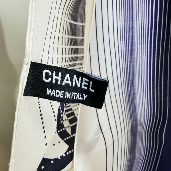 CHANEL BLUE SILK CC LOGO SHAWL - Picture 7 of 11